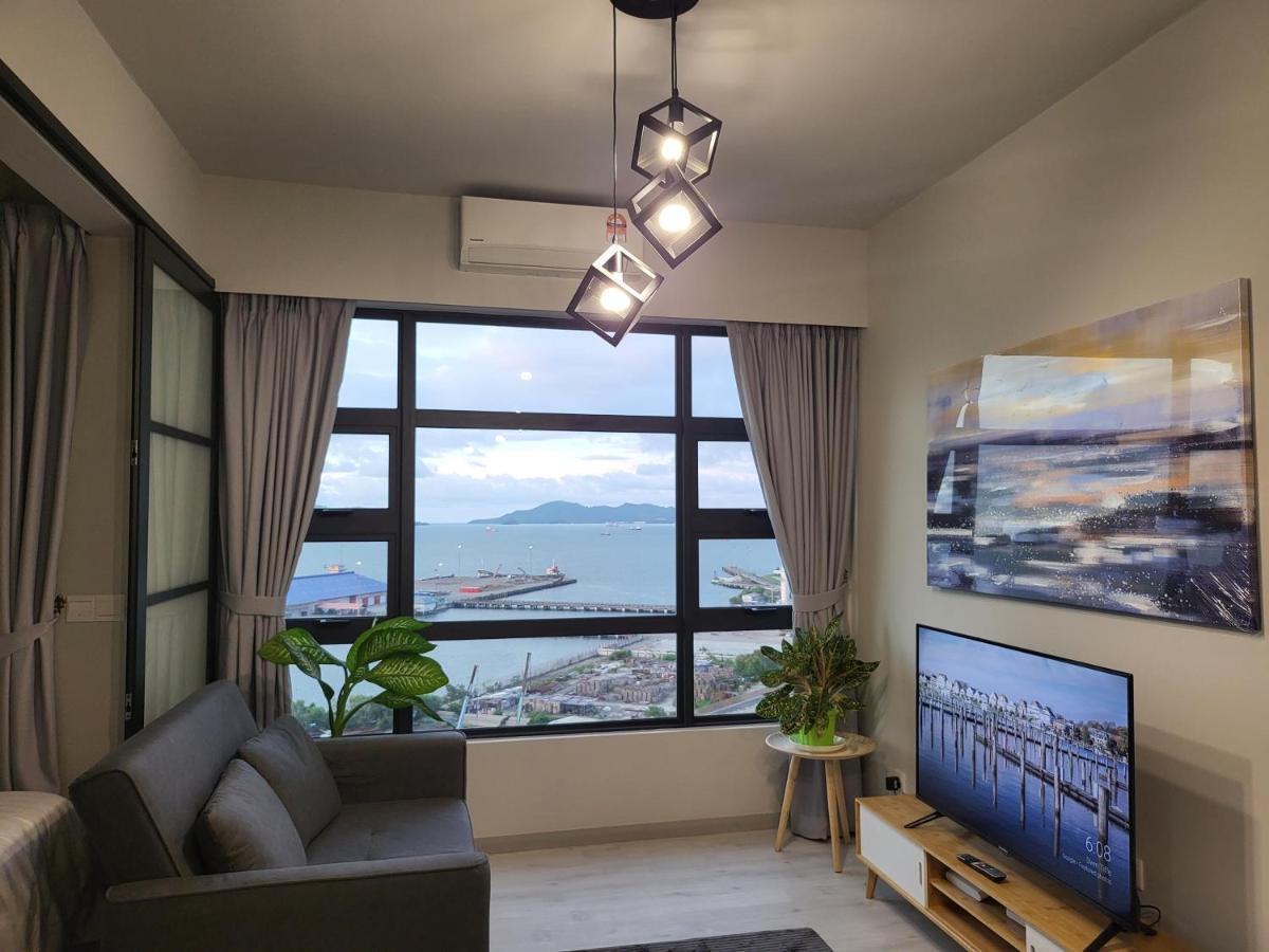 Jesselton Quay Seaview With Washing Machine Apartment